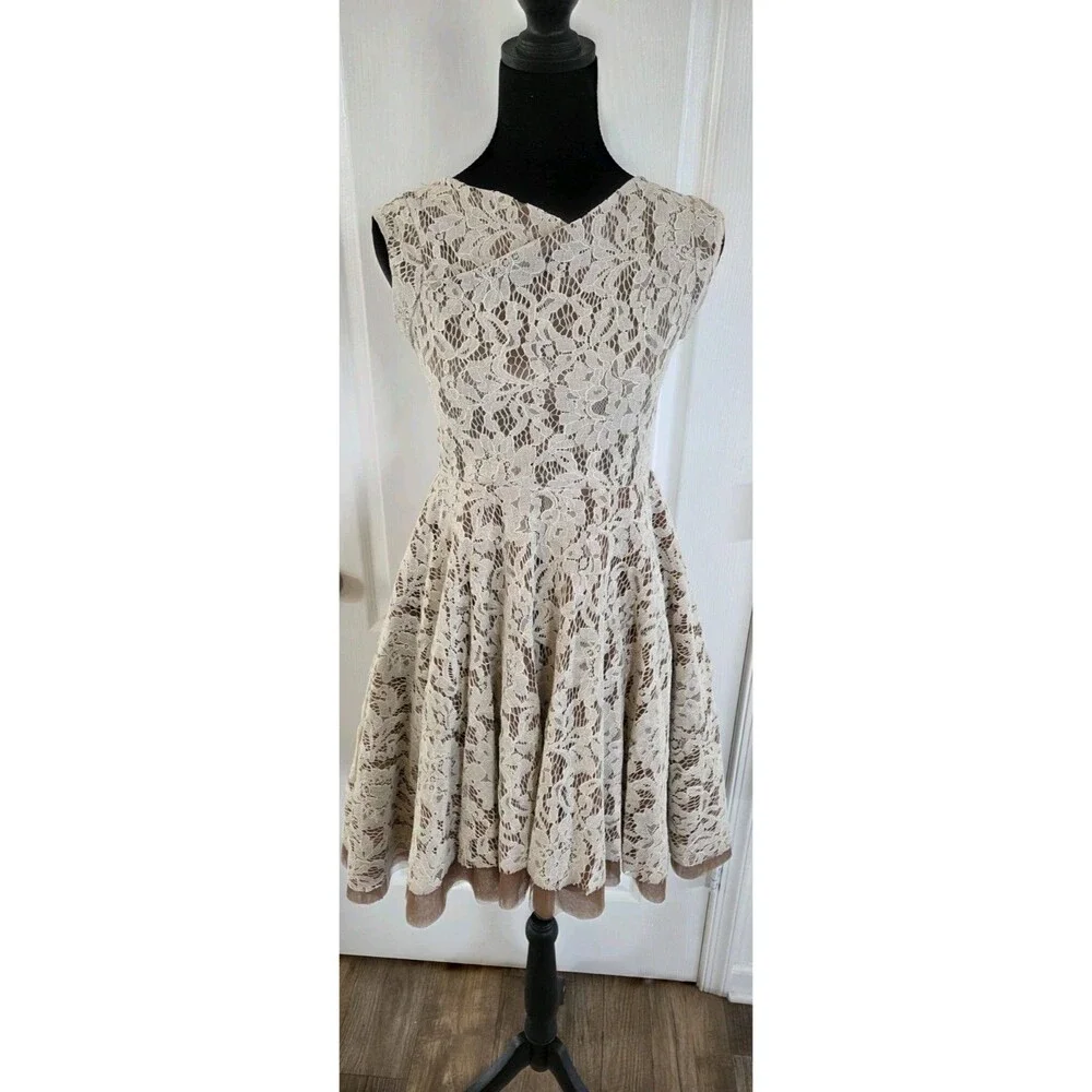Joyfolie Hazel Fit & Flare Lace Dress in turtledove Girls Size 12